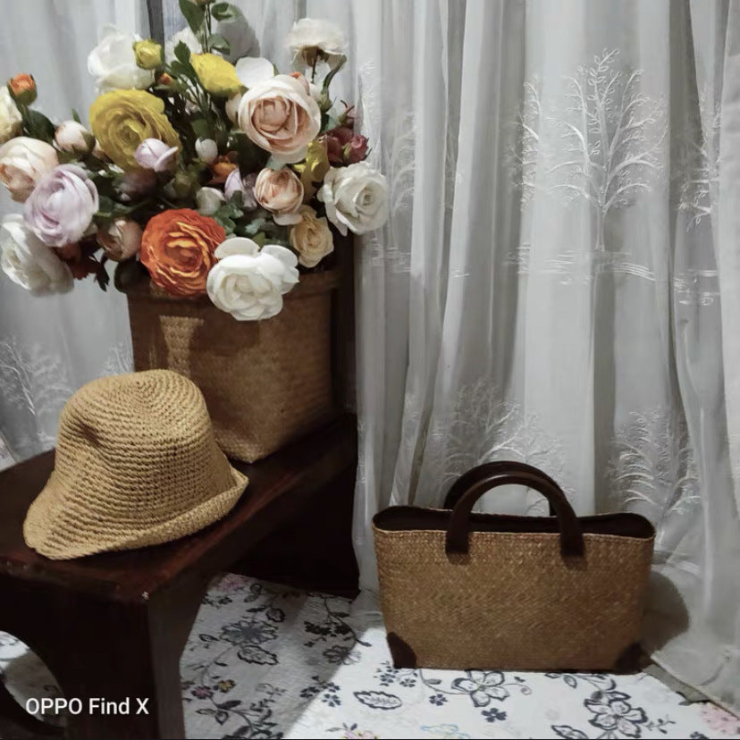 2024 Popular Woven Straw Tote Bag with Wooden Handle