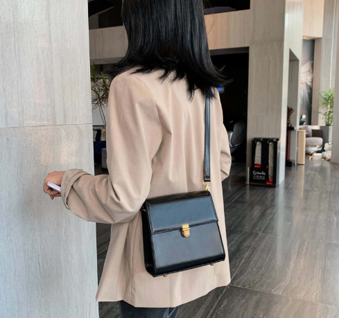 Minimalist Lock Closure Small Square Shoulder Bag