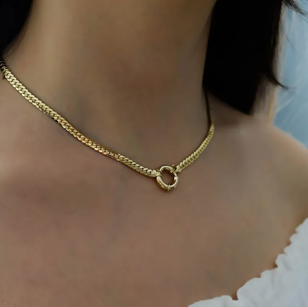Sleek Minimalist Chain Necklace
