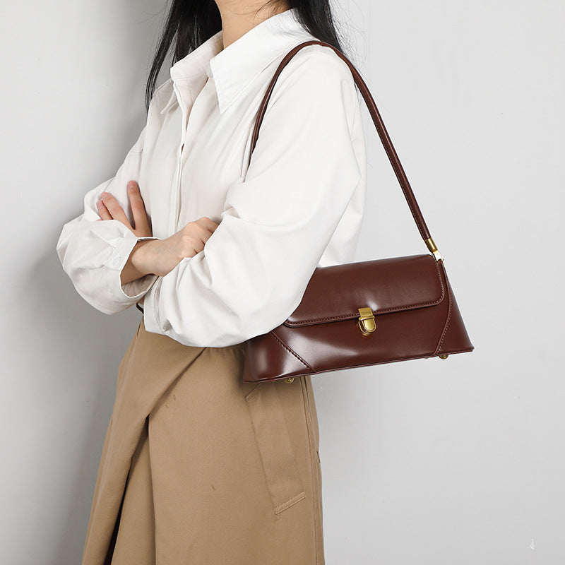 Chic Women's Underarm Bag 2023 - Minimalist Shoulder Tote