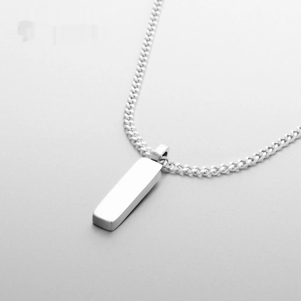 Minimalist Clavicle Necklace