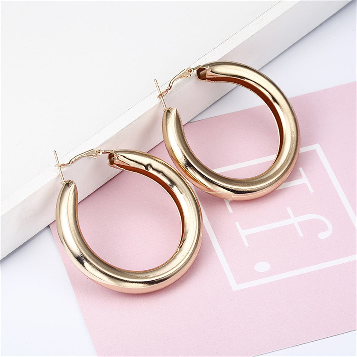 Round Alloy Earrings - Minimalist Design